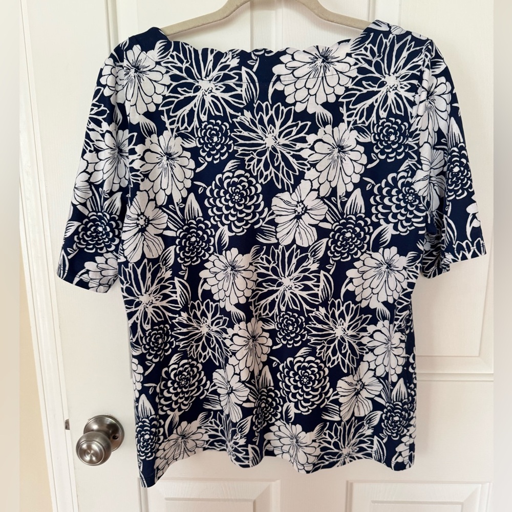 Talbots short sleeve floral pima cotton Tee, Large - Picture 2 of 4